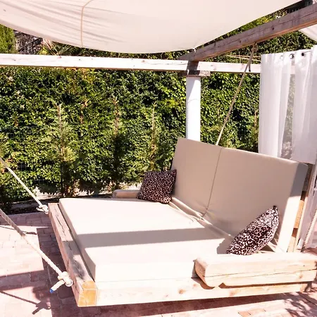 Sunvilla With Hot Tub Appartamento Capodistria