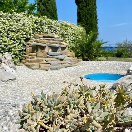 Sunvilla With Hot Tub * Capodistria