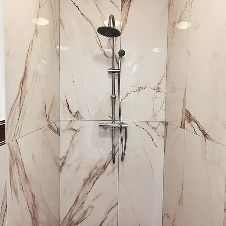 Sunvilla Apartament *
