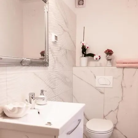 Sunvilla Apartament *